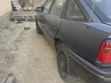 Opel Vectra 1995 года за 670 000 тг. в Актау – фото 3