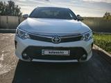 Toyota Camry 2015 года за 10 700 000 тг. в Петропавловск – фото 3