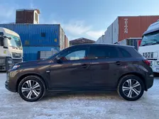 Mitsubishi Outlander Sport, 2020