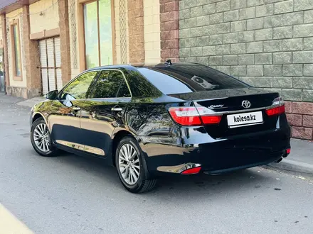 Toyota Camry 2017 года за 13 500 000 тг. в Алматы – фото 5