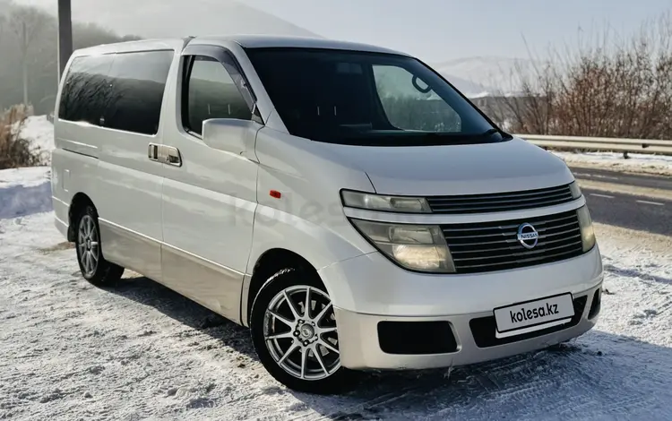 Nissan Elgrand 2004 годаүшін5 650 000 тг. в Алматы