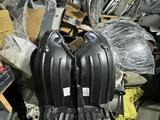 Подкрыльник Тойота Ярис седан хэтчбек 2005 2012 передние задние за 7 000 тг. в Алматы
