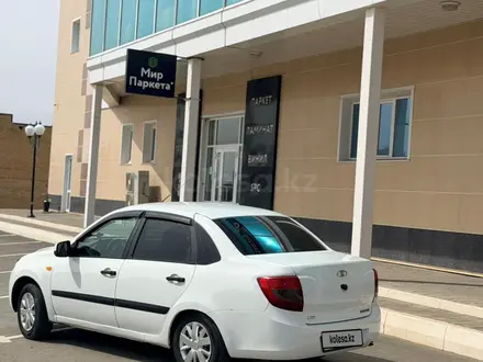 ВАЗ (Lada) Granta 2190 2013 года за 1 500 000 тг. в Уральск – фото 3