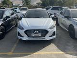 Hyundai Sonata 2018 годаfor7 000 000 тг. в Актобе – фото 3