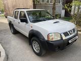 Nissan NP300 2008 года за 3 300 000 тг. в Алматы