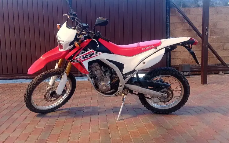 Honda  CRF 250L 2017 года за 2 300 000 тг. в Алматы