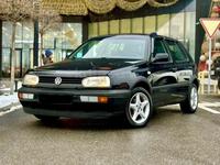 Volkswagen Golf 1997 годаүшін2 500 000 тг. в Астана