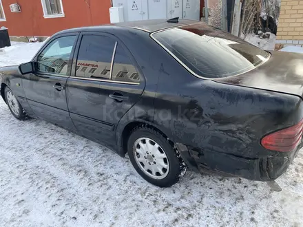 Mercedes-Benz E 200 1997 года за 1 500 000 тг. в Астана – фото 6