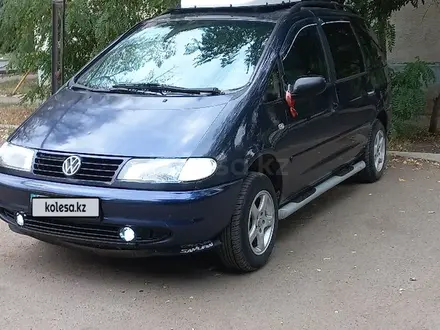 Volkswagen Sharan 1995 года за 2 900 000 тг. в Уральск – фото 3