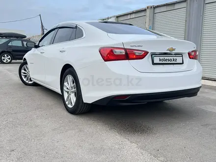 Chevrolet Malibu 2017 года за 6 200 000 тг. в Астана – фото 3