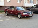 Volkswagen Passat 2002 года за 3 000 000 тг. в Талдыкорган – фото 4