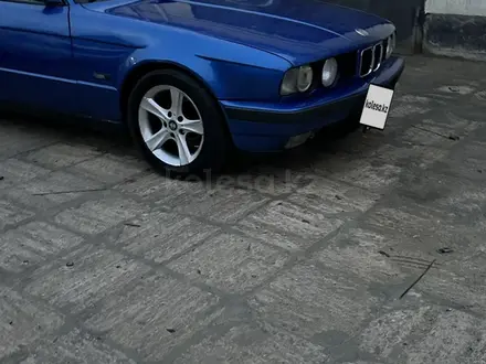 BMW 528 1992 года за 1 800 000 тг. в Жанаозен