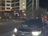 Toyota Highlander 2013 года за 8 800 000 тг. в Атырау
