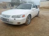 Toyota Camry 1998 годаүшін2 400 000 тг. в Бейнеу – фото 2