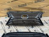Решетка радиатора Lexus Rx за 160 000 тг. в Шымкент – фото 2