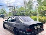 Mercedes-Benz E 200 1994 года за 1 000 000 тг. в Туркестан – фото 2