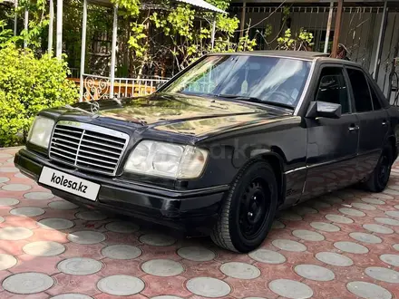Mercedes-Benz E 200 1994 года за 1 000 000 тг. в Туркестан