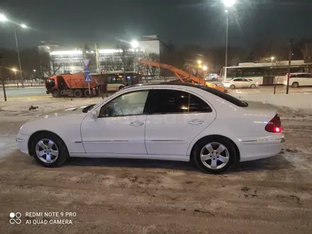 Mercedes-Benz E 240 2002 года за 6 000 000 тг. в Астана – фото 17