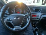 Kia Rio 2015 годаfor5 780 425 тг. в Актобе – фото 5