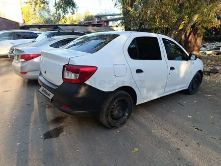 Renault Logan 2015 года за 2 700 000 тг. в Уральск – фото 3