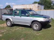 Nissan Navara, 2001
