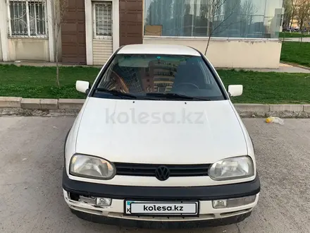 Volkswagen Golf 1993 годаүшін1 600 000 тг. в Алматы