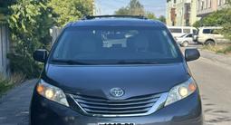 Toyota Sienna 2016 года за 15 500 000 тг. в Тараз – фото 2