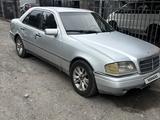 Mercedes-Benz C 200 1994 года за 1 300 000 тг. в Талдыкорган – фото 2