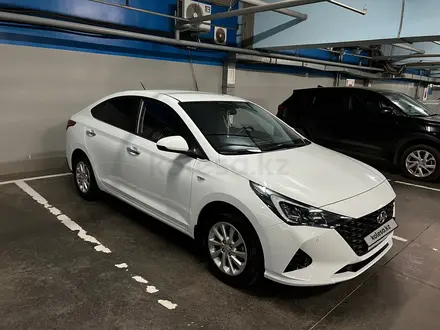 Hyundai Accent 2020 года за 8 200 000 тг. в Астана – фото 2