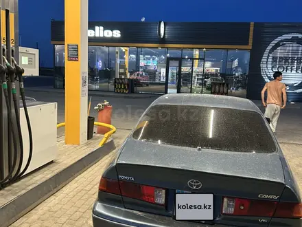 Toyota Camry 2000 года за 3 300 000 тг. в Астана – фото 4