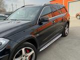 Mercedes-Benz GL 63 AMG 2015 годаүшін28 000 000 тг. в Актобе – фото 2