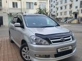 Toyota Ipsum 2001 годаfor4 700 000 тг. в Атырау