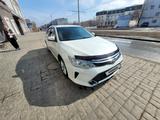 Toyota Camry 2016 года за 12 500 000 тг. в Семей – фото 2