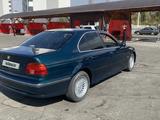 BMW 528 1998 года за 2 100 000 тг. в Тараз – фото 4