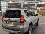 Toyota Land Cruiser Prado 2023 годаfor28 500 000 тг. в Алматы – фото 5