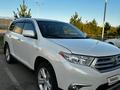 Toyota Highlander 2011 года за 12 500 000 тг. в Усть-Каменогорск – фото 2