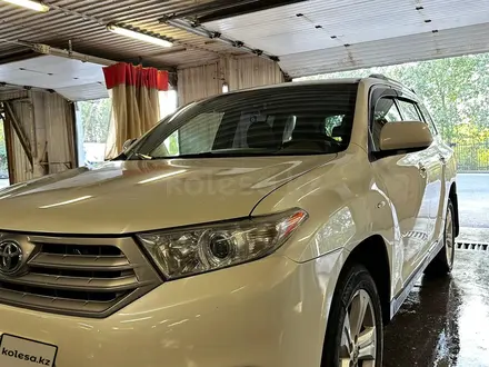 Toyota Highlander 2011 года за 12 500 000 тг. в Усть-Каменогорск – фото 12