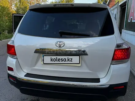 Toyota Highlander 2011 года за 12 500 000 тг. в Усть-Каменогорск – фото 4