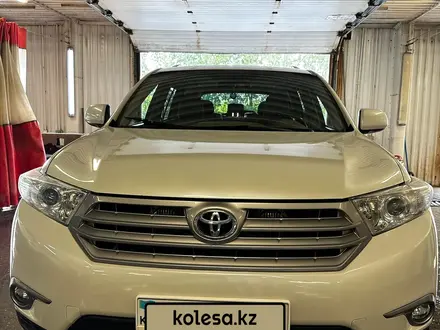 Toyota Highlander 2011 года за 12 500 000 тг. в Усть-Каменогорск
