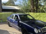 Mercedes-Benz E 320 1996 года за 2 600 000 тг. в Есик – фото 4
