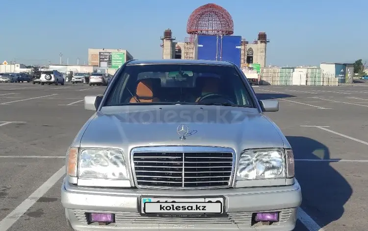 Mercedes-Benz E 320 1993 годаүшін2 000 000 тг. в Алматы