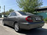 Toyota Camry 2002 года за 4 400 000 тг. в Алматы – фото 2