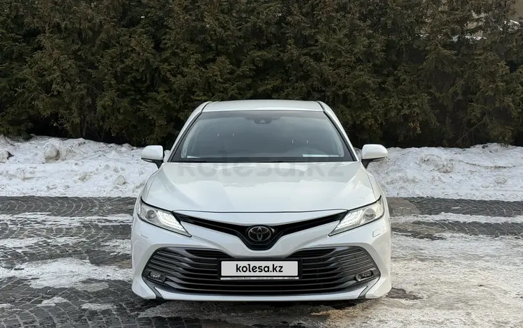 Toyota Camry 2020 годаfor16 000 000 тг. в Алматы