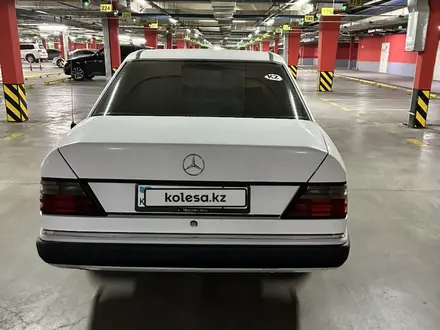 Mercedes-Benz E 230 1991 года за 1 850 000 тг. в Алматы – фото 2