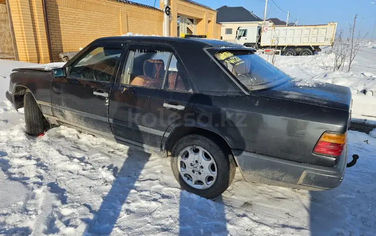 Mercedes-Benz E 200 1989 года за 10 000 тг. в Караганда