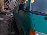Volkswagen Transporter 2001 годаүшін3 800 000 тг. в Шымкент – фото 2