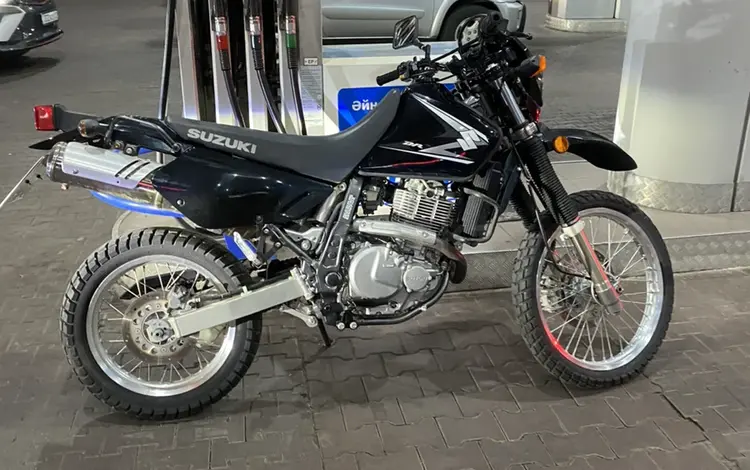 Suzuki  DR 650 SE 2019 годаүшін4 300 000 тг. в Алматы