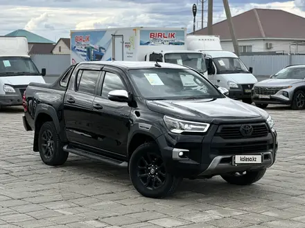 Toyota Hilux 2018 года за 17 900 000 тг. в Атырау – фото 2