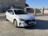 Hyundai Elantra 2019 года за 8 100 000 тг. в Уральск