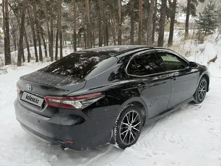 Toyota Camry 2023 года за 18 500 000 тг. в Астана – фото 13